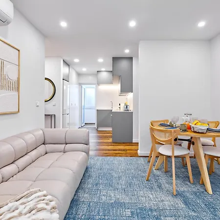 Modern&chic * Almada